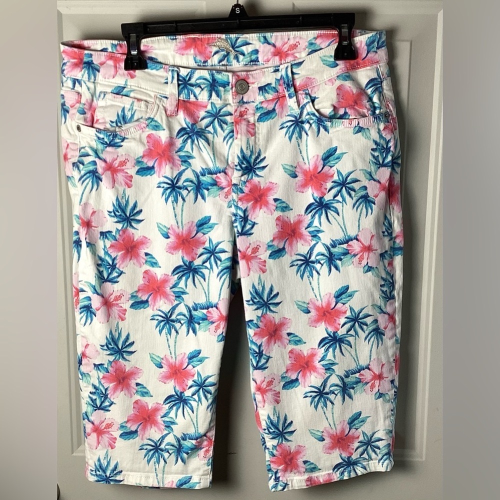 Tommy Bahama White Floral Palm Print Women's Shorts
